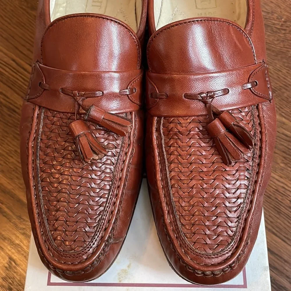 E.T. Wright Woven Vamp brown leather slip on loafers with tassels‎